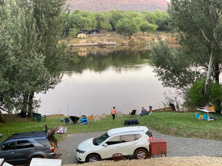 9 Bedroom Property for Sale in Parys Free State